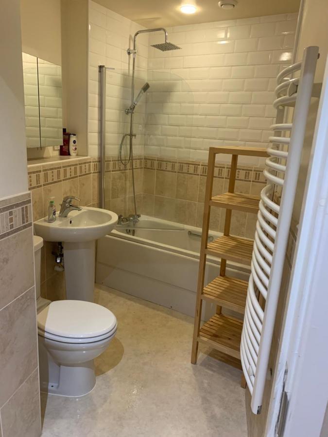 Entire Town Centre 2 Bedroom Apartment Very Close To Beach Bournemouth Exterior photo