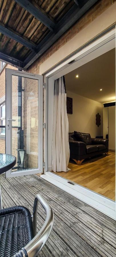 Entire Town Centre 2 Bedroom Apartment Very Close To Beach Bournemouth Exterior photo